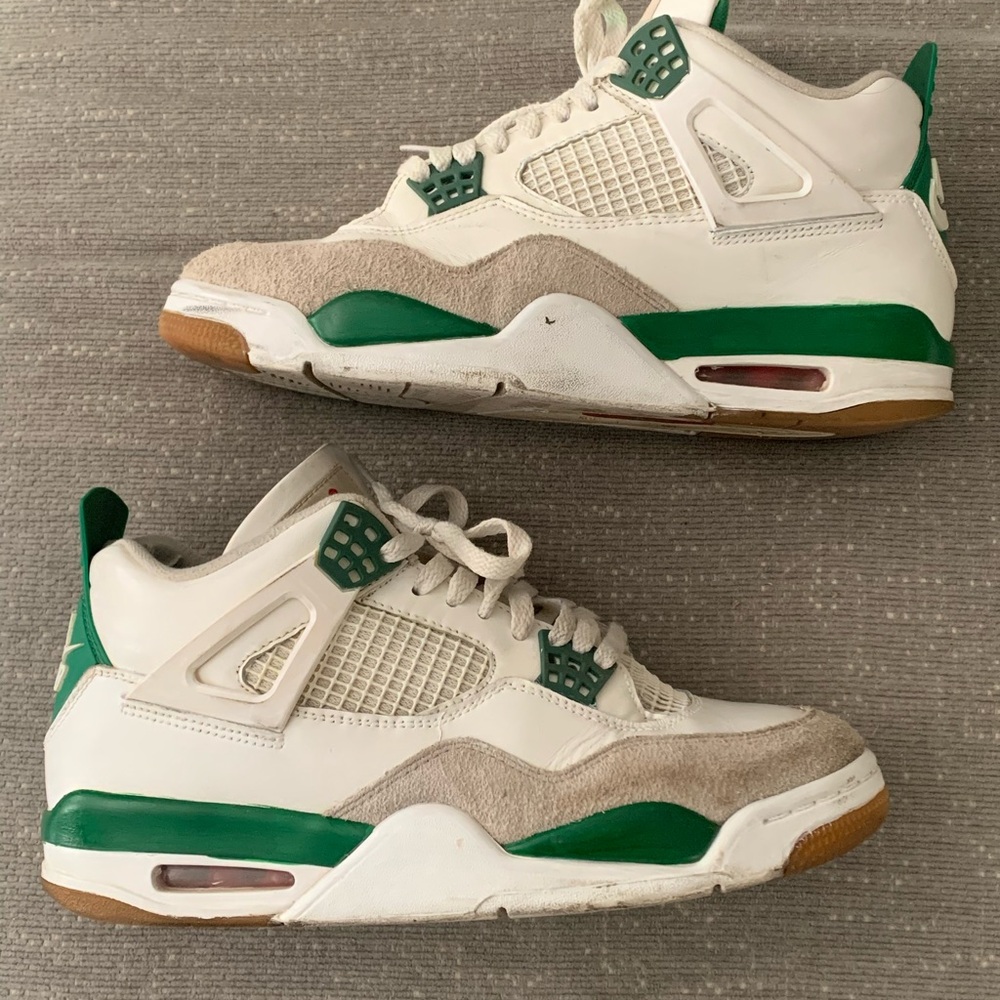 *SOLD* Jordan x Nike Sb Pine Green 4s